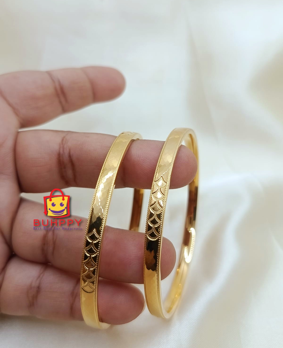 premium golden bangle